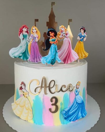 Disney Princesses Cake